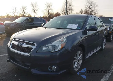 2013 Subaru Legacy 2.5I Limited z USA, uszkodzony, nr VIN 4S3BMBK64D3024557